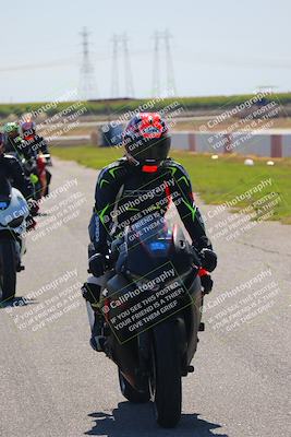 media/Jun-18-2022-Lets Ride (Sat) [[ae58d599d4]]/B Group/grid/